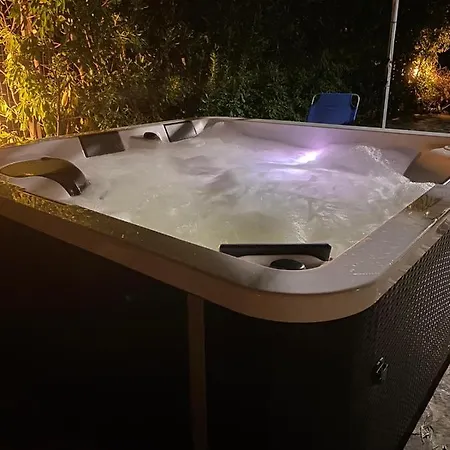 Πανσιόν Dettori 3*