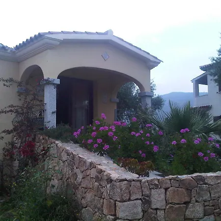 招待所 Dettori 3*